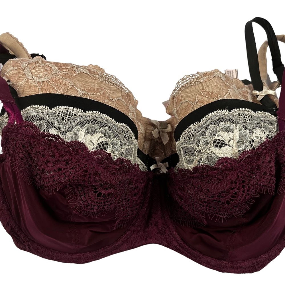 32DDD VICTORIA Secret Bras lot of 3